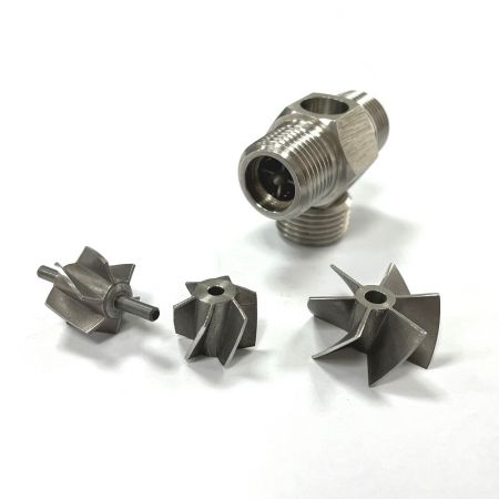 Componenti metallici lavorati per il controllo dei fluidi - Eliche nelle specifiche del cliente